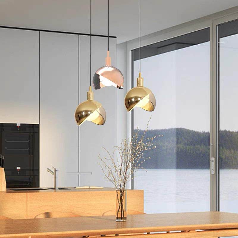 北欧后现代简约餐厅三头吧台展厅创意半圆玻璃小吊灯