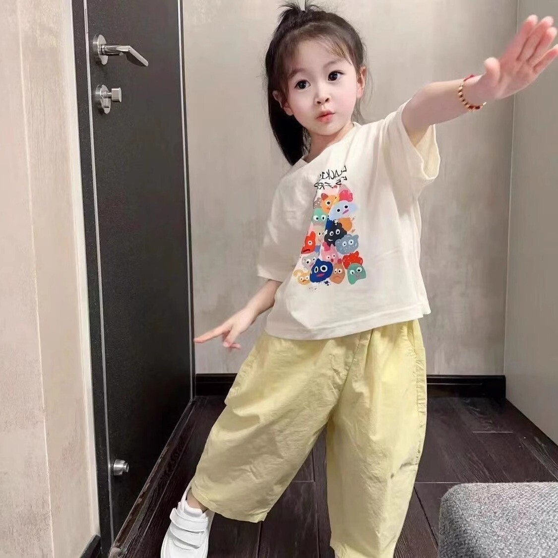 Belacoti 中小童女童运动休闲套装夏装短袖T恤休闲裤童装两件套