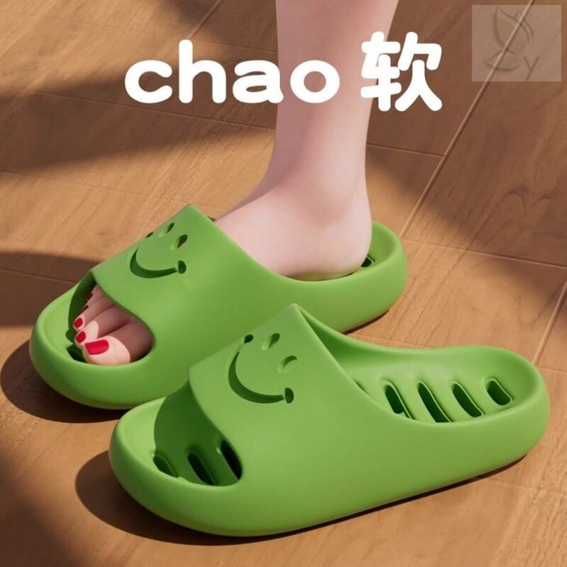 儿童浴室拖鞋男童2025新款室内家居洗澡防滑镂空速干凉拖鞋女童夏