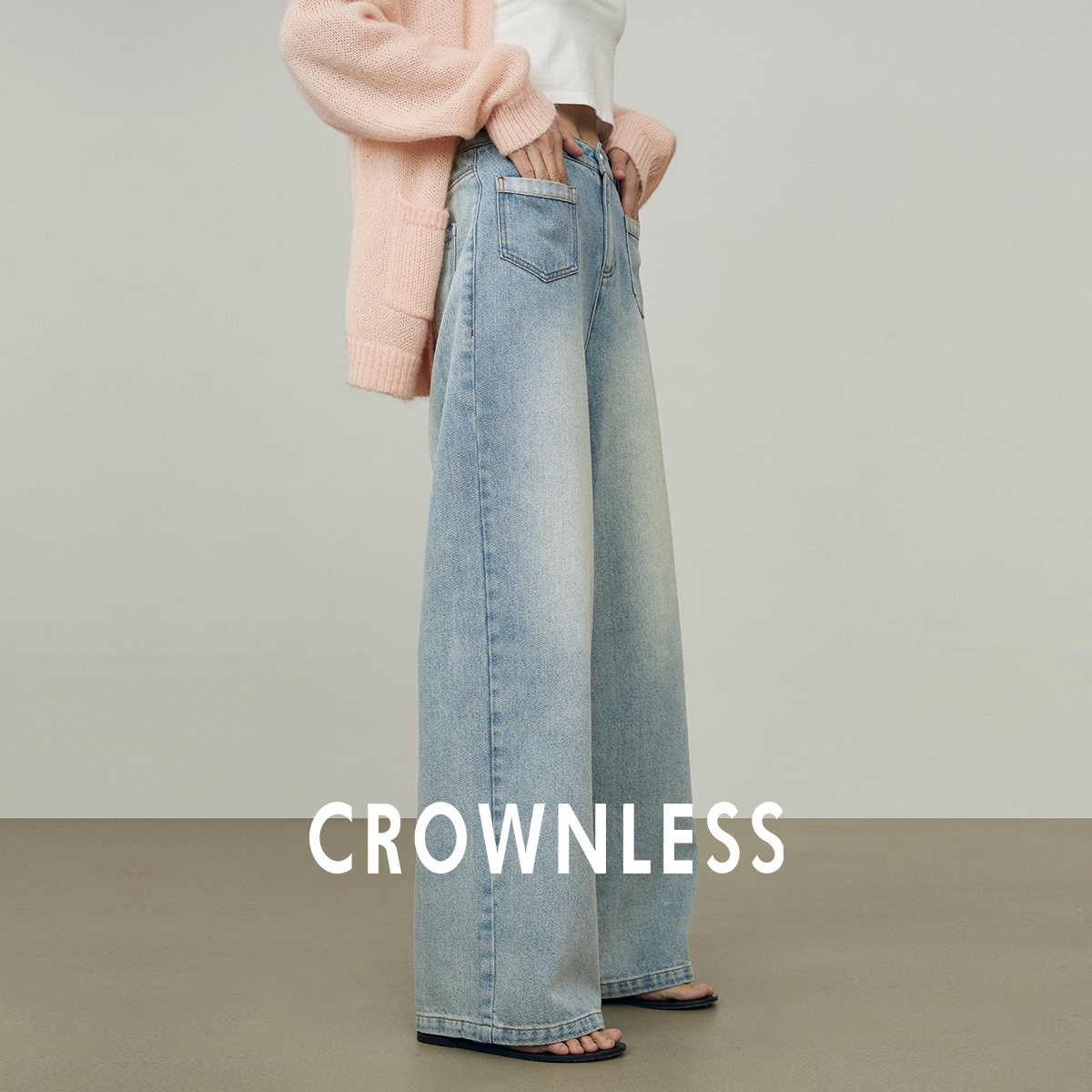 双袋显瘦高直筒原色牛仔裤