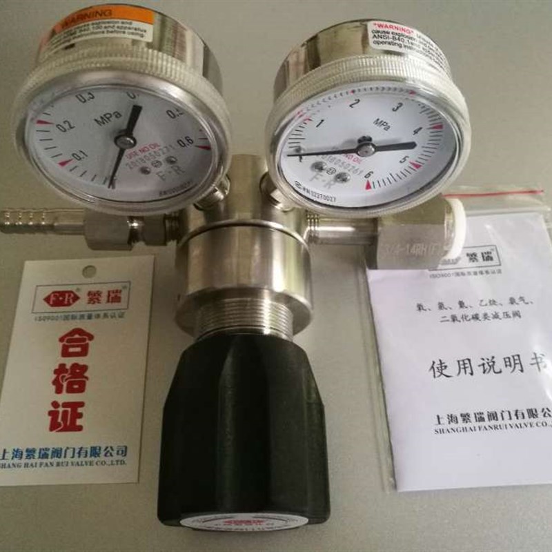 不锈钢氯化氢减压器YHCI12R-0.4R高纯气体特气3T16L氯化氢减压阀