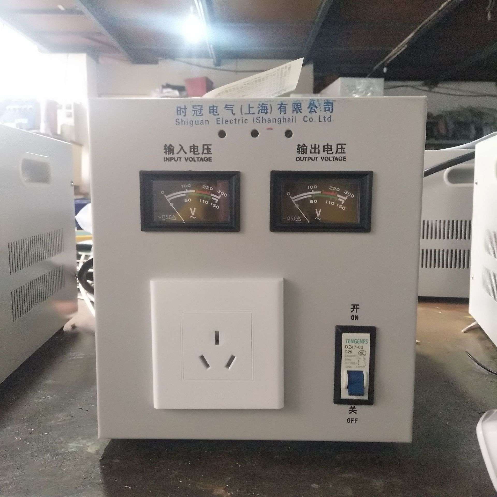 电压电源转换变压器ZDB-3000W输入220V输出110V 100V转换器