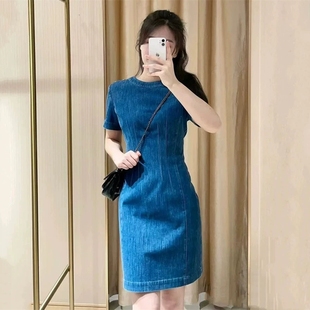 商场同款阿玛施女装2025春夏新款修身显瘦复古圆领牛仔短袖连衣裙