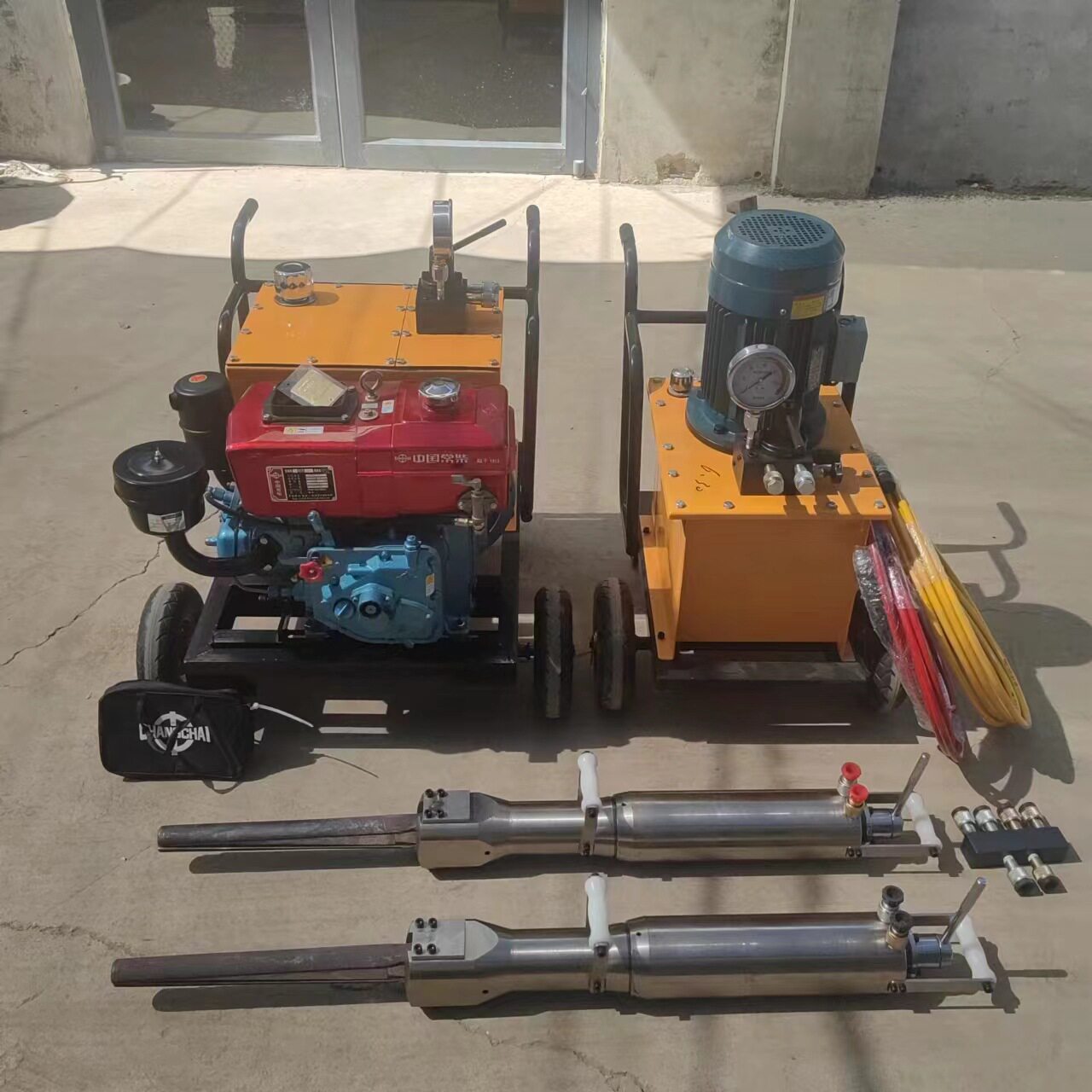 石材柴油泵站劈裂机液压劈裂棒岩石爆破劈碎石分裂机电动