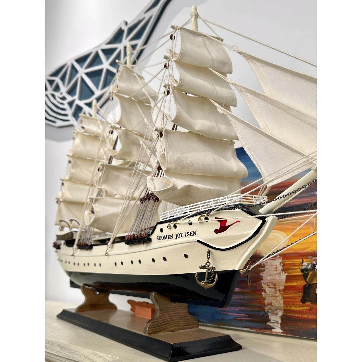 白天鹅实木平稳航行帆船模型大装饰品迁入新家刻字生日礼物