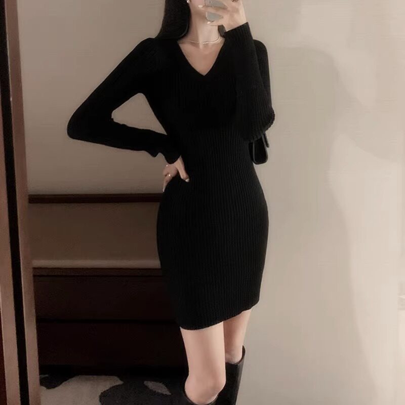 外贸出口转内销秋季v领针织衫连衣裙女修身中长款紧身打底毛衣裙