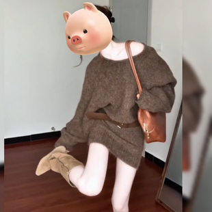 外贸出口转内销慵懒风松弛感斜肩针织连衣裙女秋冬款毛衣包臀裙显