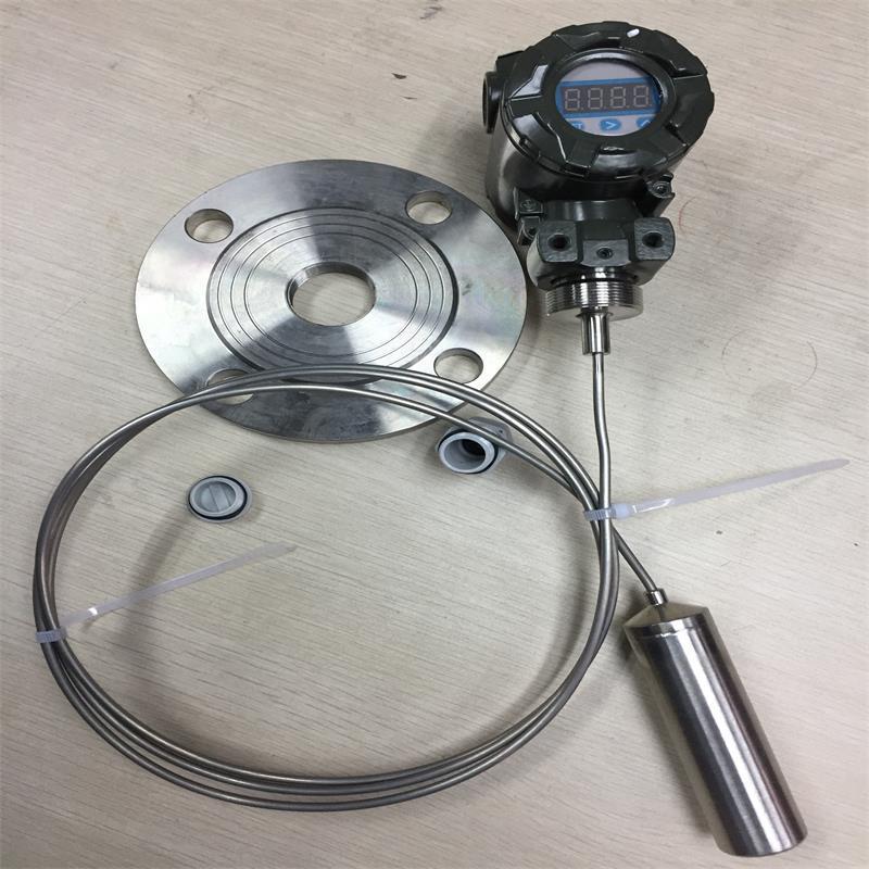 依跞科技0-5v 0-10v 4-20mA 12V供电 软 不锈钢投入式液位变送器
