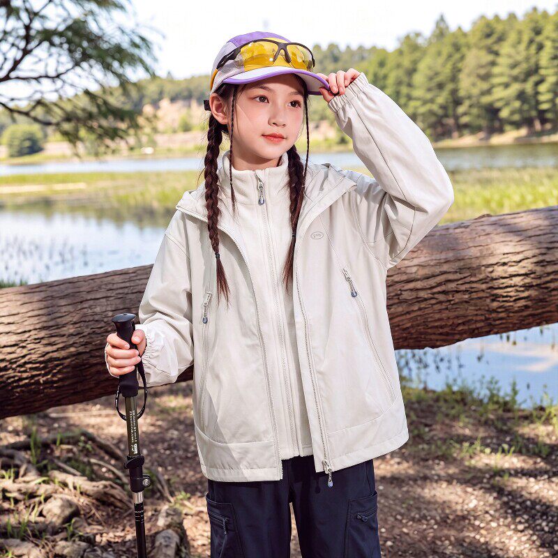 法国BERYDIA女童春秋冲锋衣外套2026新款户外百搭上衣机能登山服