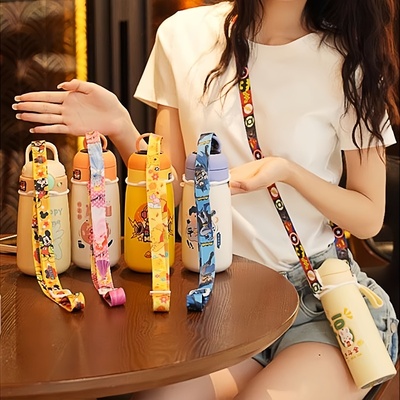 儿童出门背水神器便携矿泉水饮料瓶挂绳通用保温水杯背带水杯带