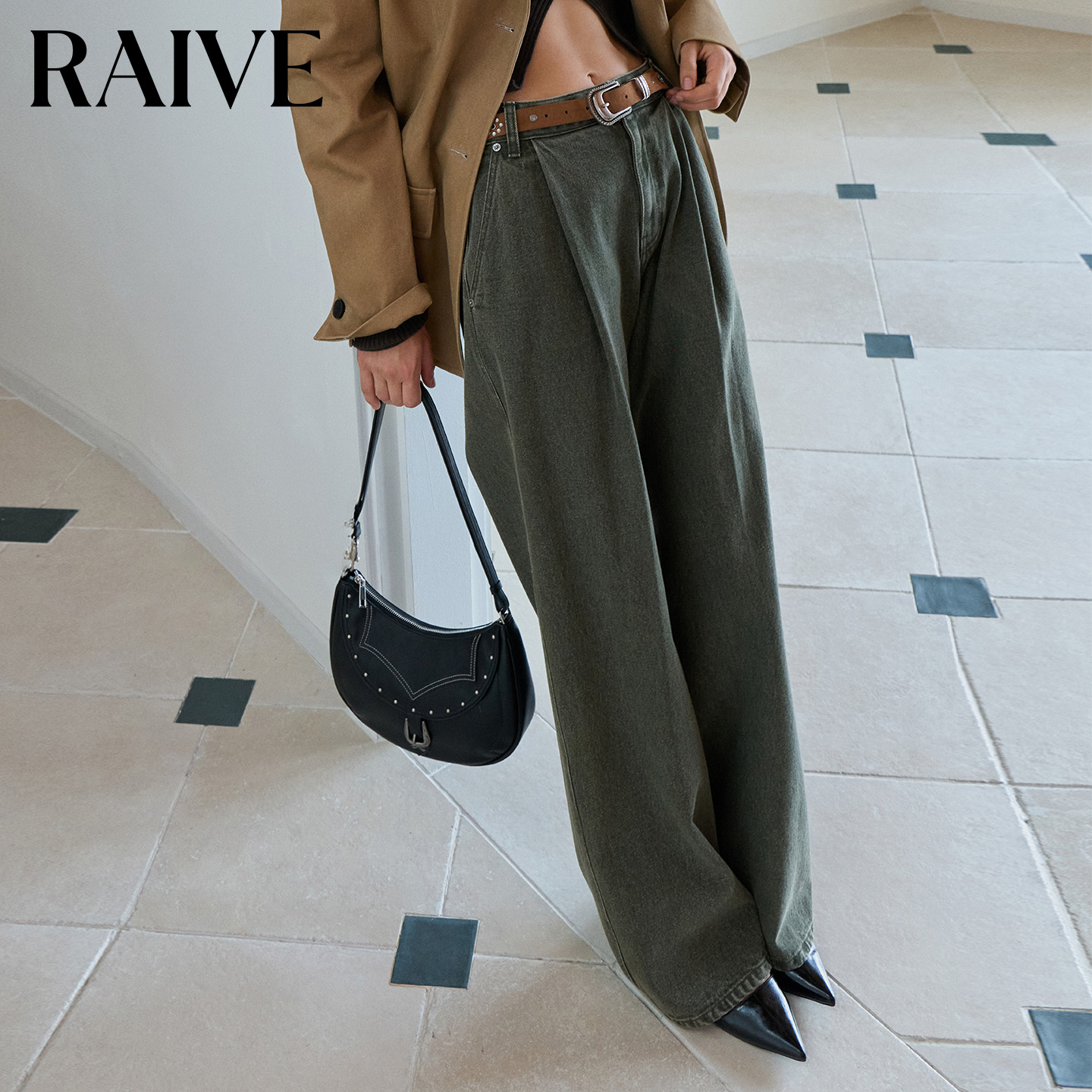 RAIVE口袋捏褶设计显瘦牛仔裤