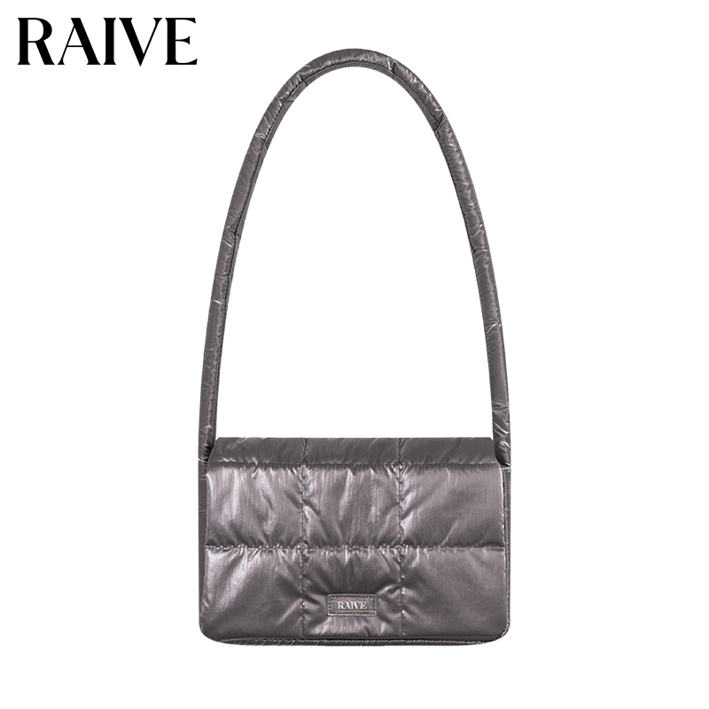 RAIVE绗缝纯色单肩长方包