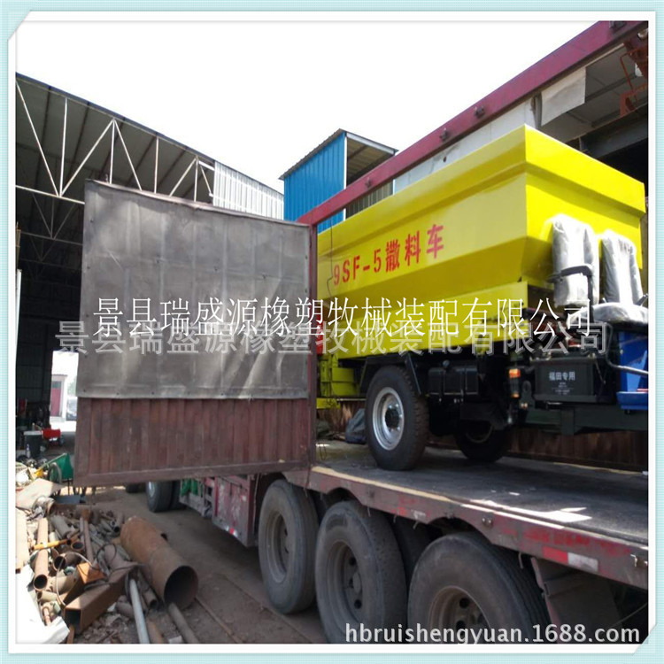 撒料车 奶牛羊电动三轮撒料车 养殖机械设备 挤奶机配件厂家供应