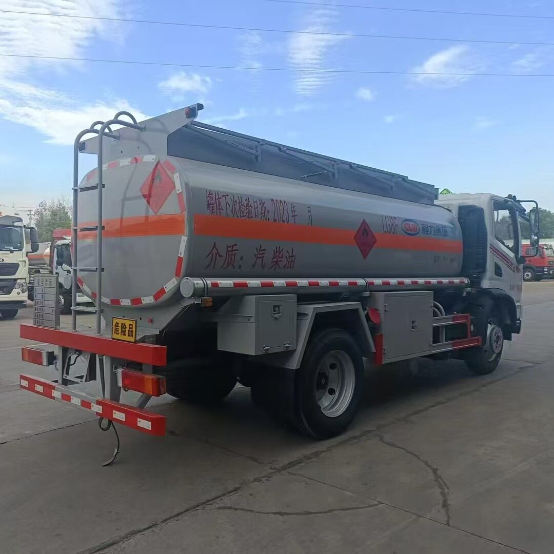 8.5方油罐车 东风凯普特国六 流动加油车厂家 搭载防溢漏探头