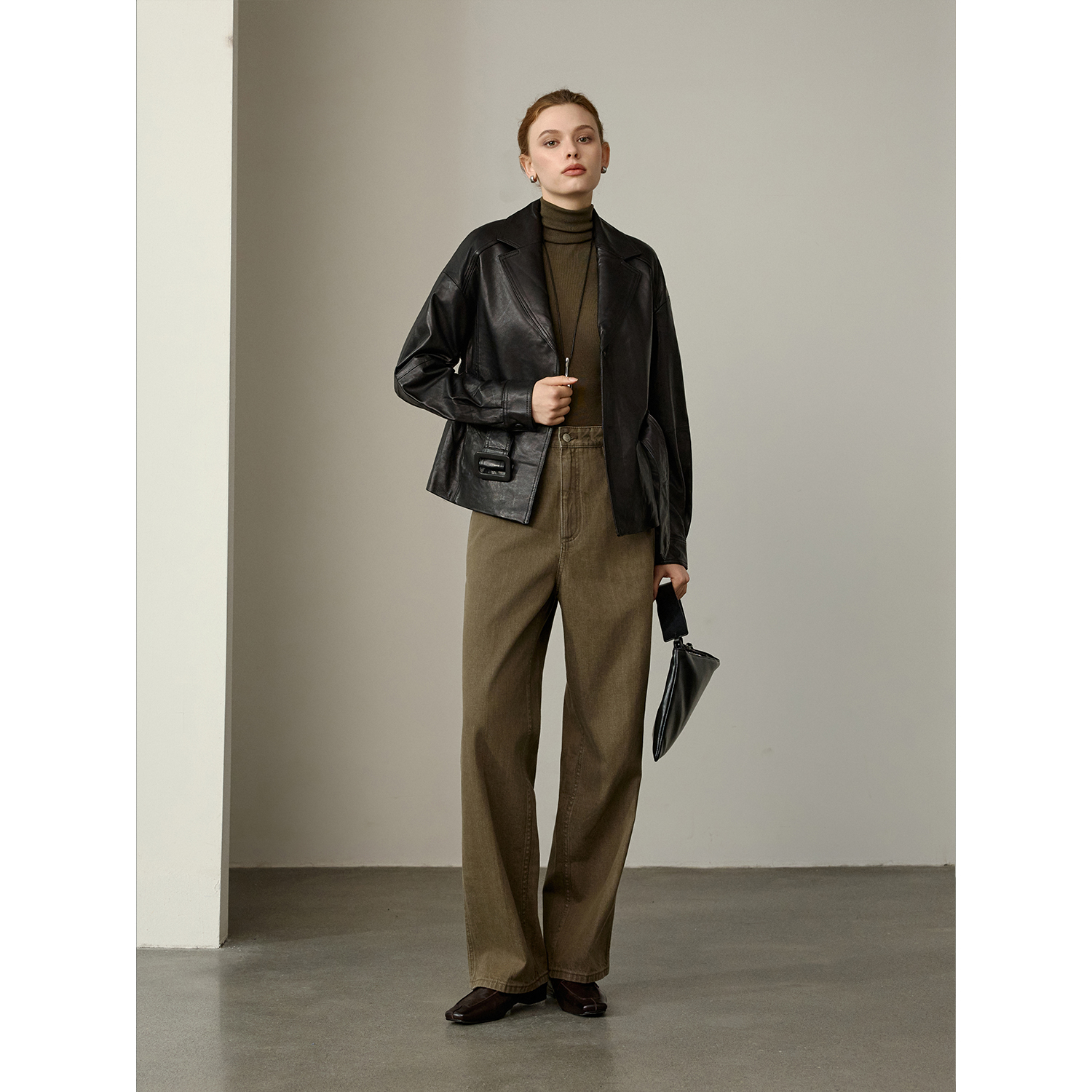 北欧传奇|设计感西装领倒T版型系带显瘦油蜡绵羊皮真皮皮衣外套女