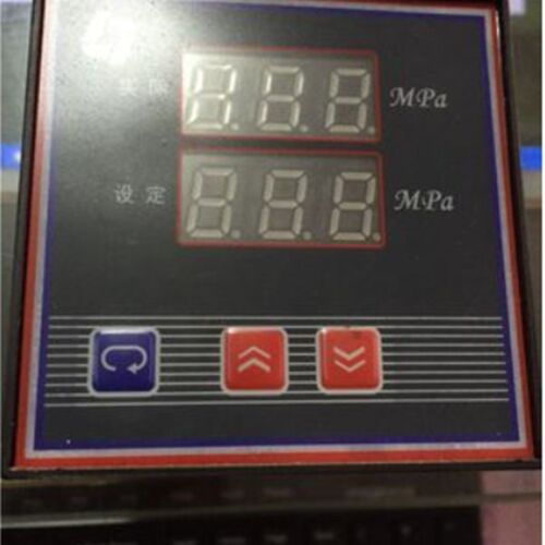 CAG昌运 智能数显 压力控制器 压力表 2.5MpTa 面板72*72