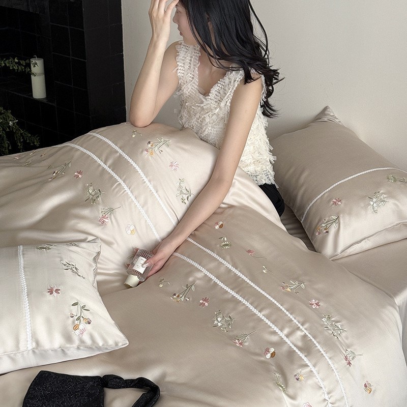 法式田园风100Sl兰精天丝四件套夏季复古绣花凉感裸睡冰丝被套床