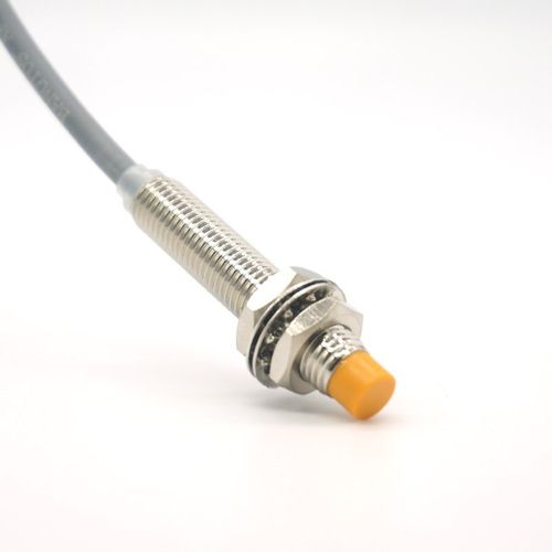 M8邦拓斯BANGTOS接近开关三线NPN常开24V金N属感应传感器A8-2NO