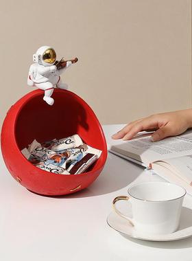 宇航员钥匙收纳玄k关创意摆件果盘家居太空客厅装饰人品桌面电视