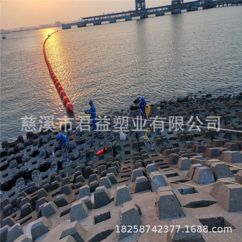 供应400*1000湖面拦截垃圾塑料浮筒水库拦截树支塑料浮筒批发