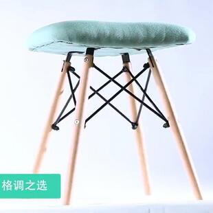 化妆凳子无靠背椅子不带家用北欧餐椅成人学习梳妆实木办公方软凳