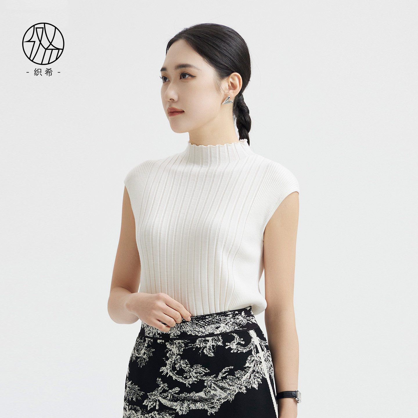 织希TESSITI/滕氏企业女装新款休闲舒适绵羊毛无袖针织衫