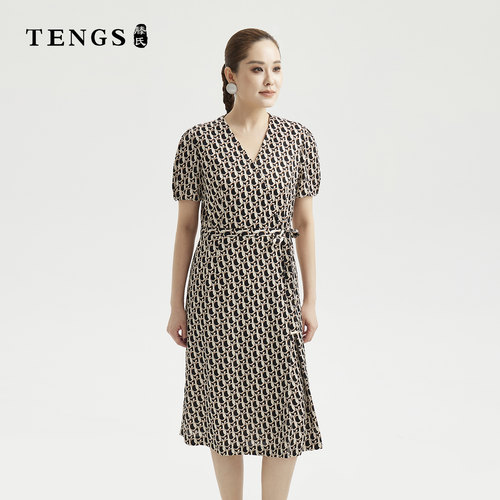 TENGS时尚休闲印花收腰V领连衣裙