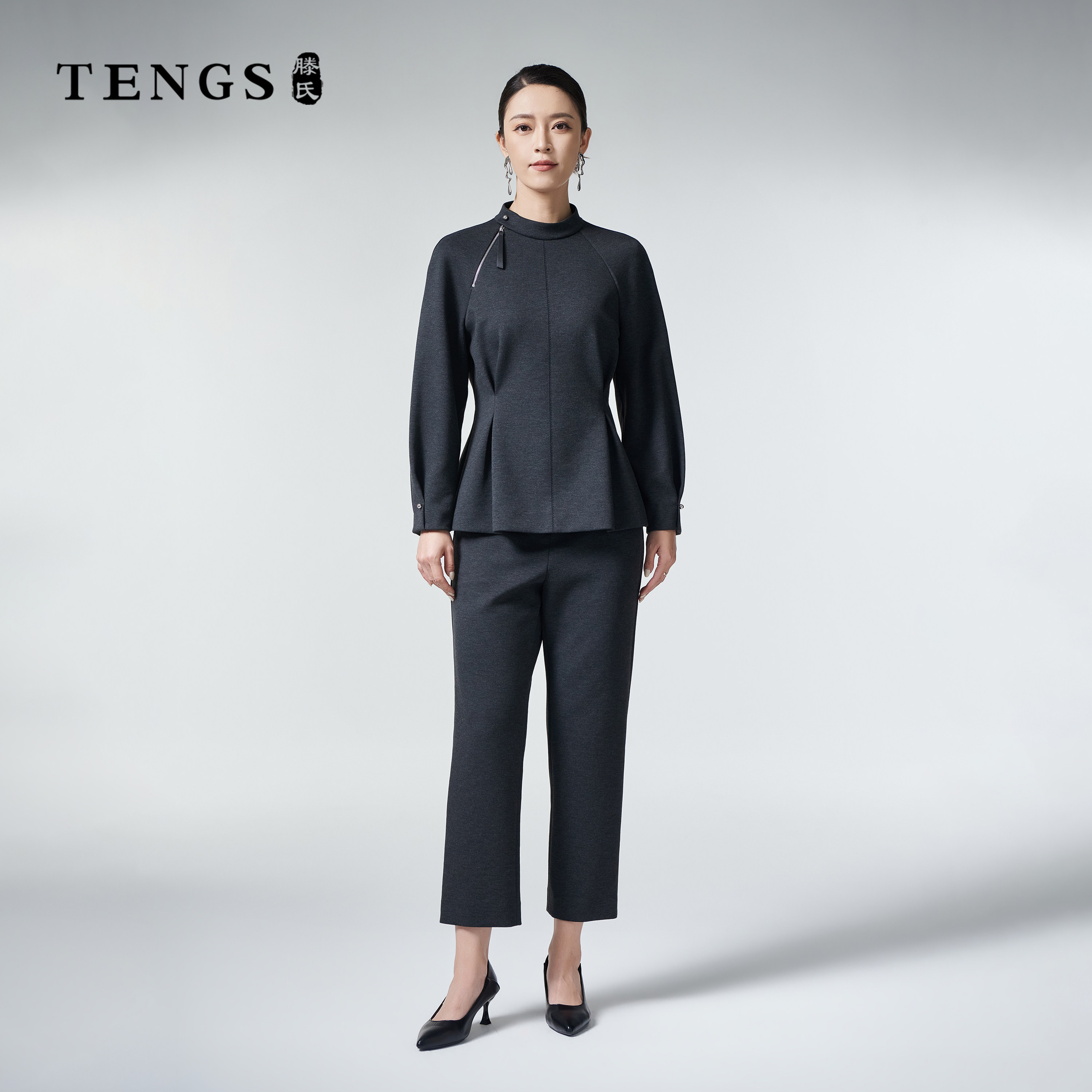 TENGS滕氏女装秋季新款优雅气质简约干练通勤百搭纯色上衣