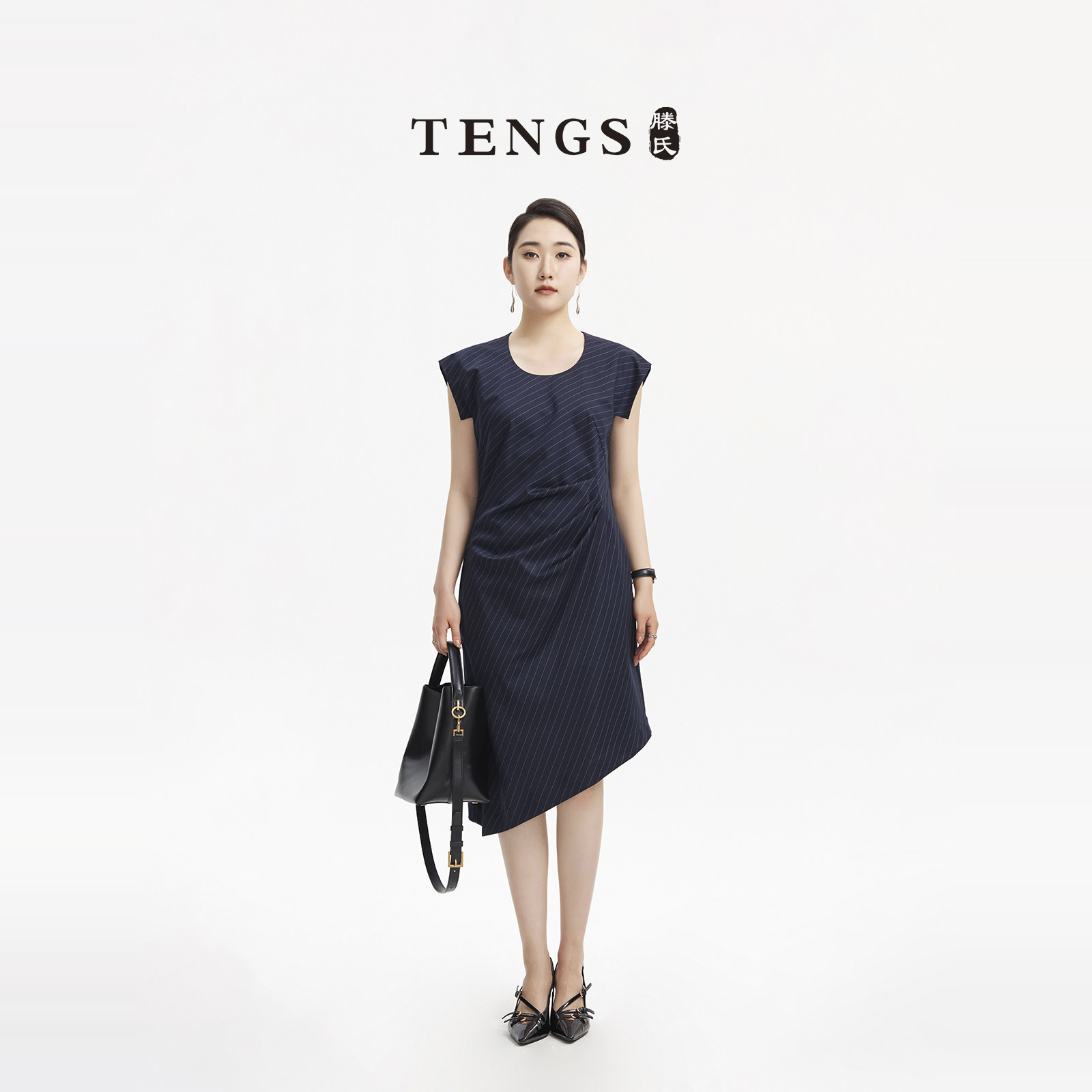 TENGS滕氏/艾温蒂芬女装春夏新款时尚通勤优雅轻奢舒适条纹连衣裙