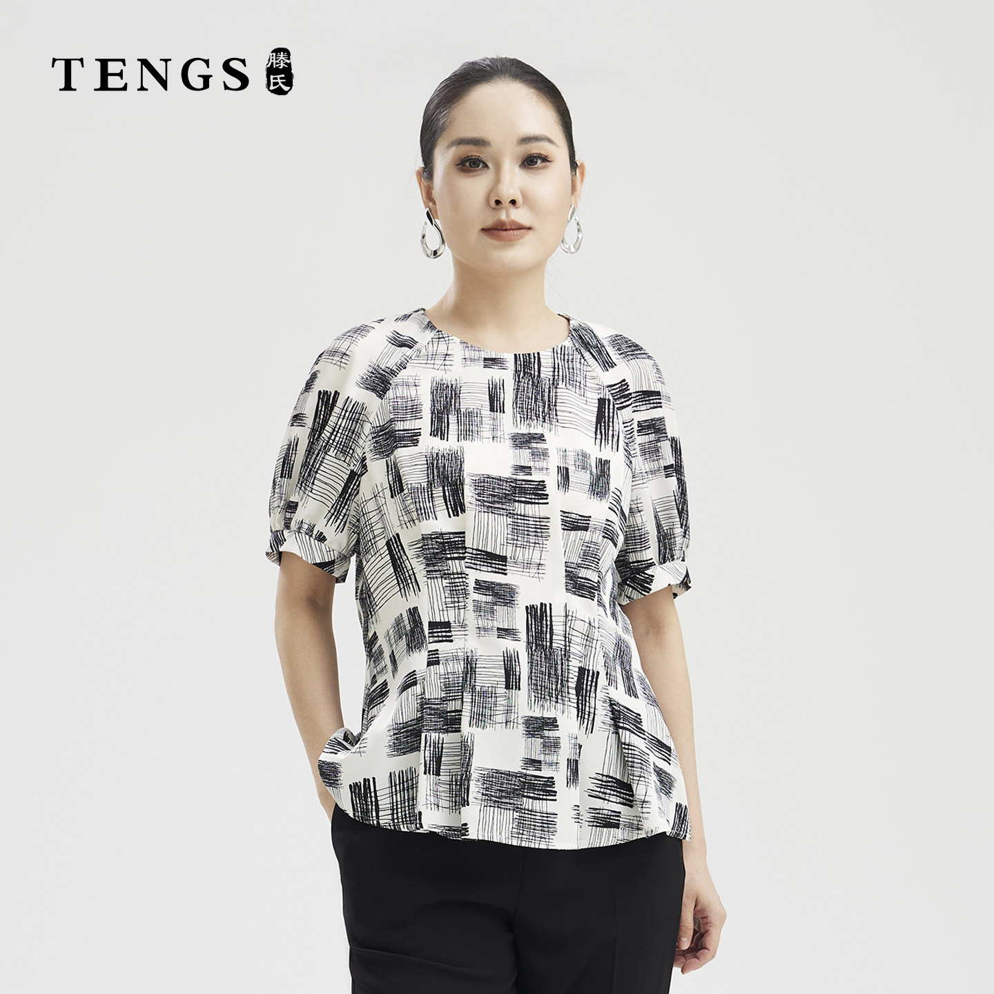 TENGS滕氏女装春夏新款写意素描时尚印花衬衫收腰休闲假日艺术感