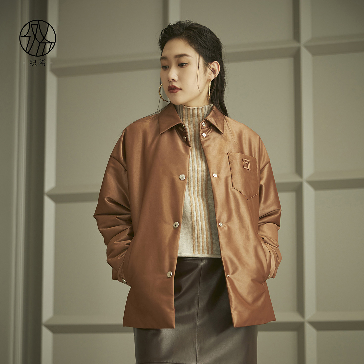 舒适百搭职场通勤保暖短款棉服