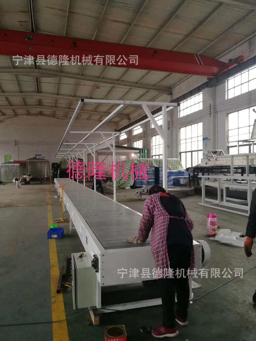 不锈钢输送链板带灯架组装重载工件板链传送带德隆非标加工
