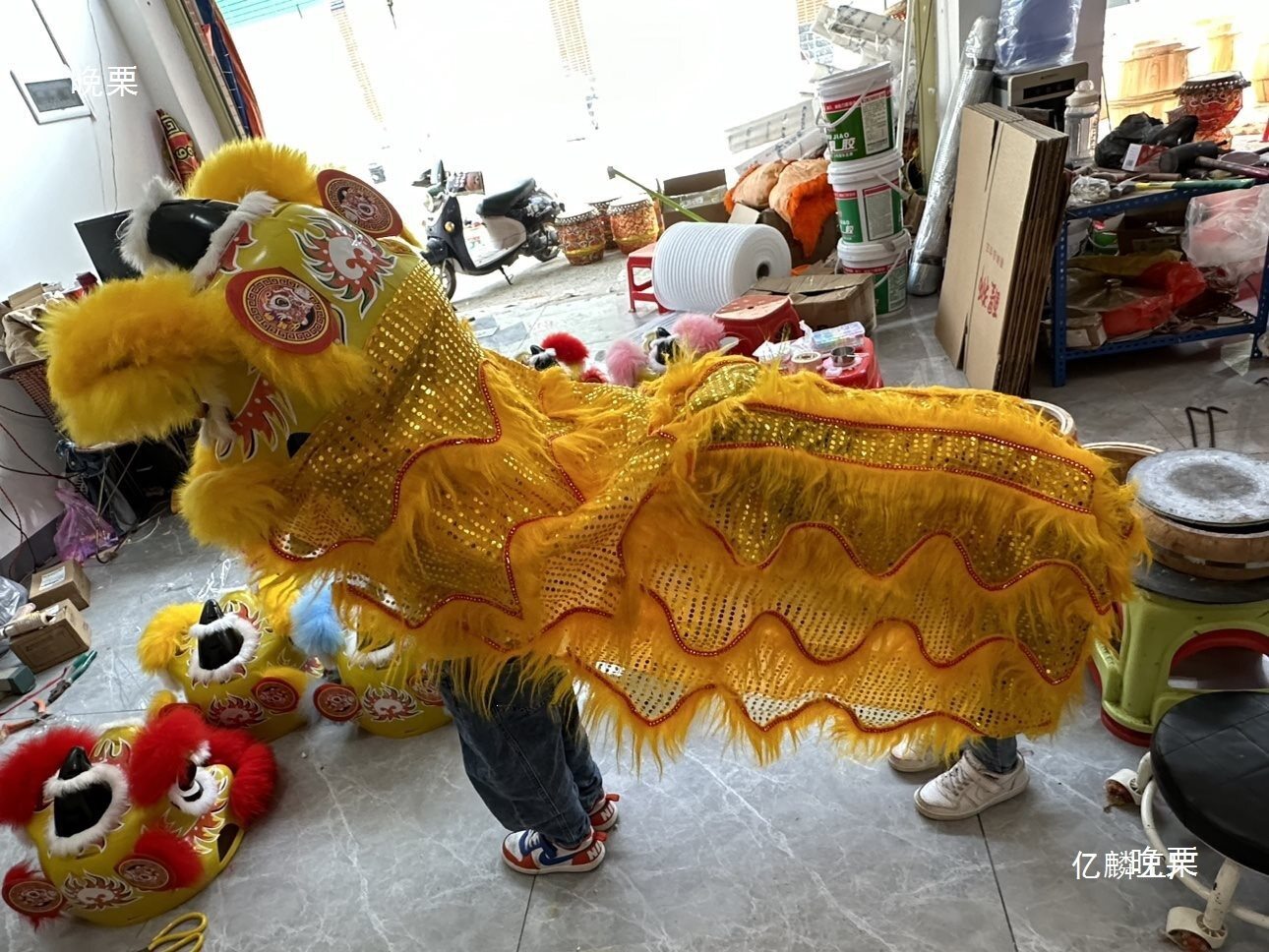 舞狮醒狮可眨眼狮头儿童国潮舞狮子玩具舞狮头幼儿表演舞狮子头