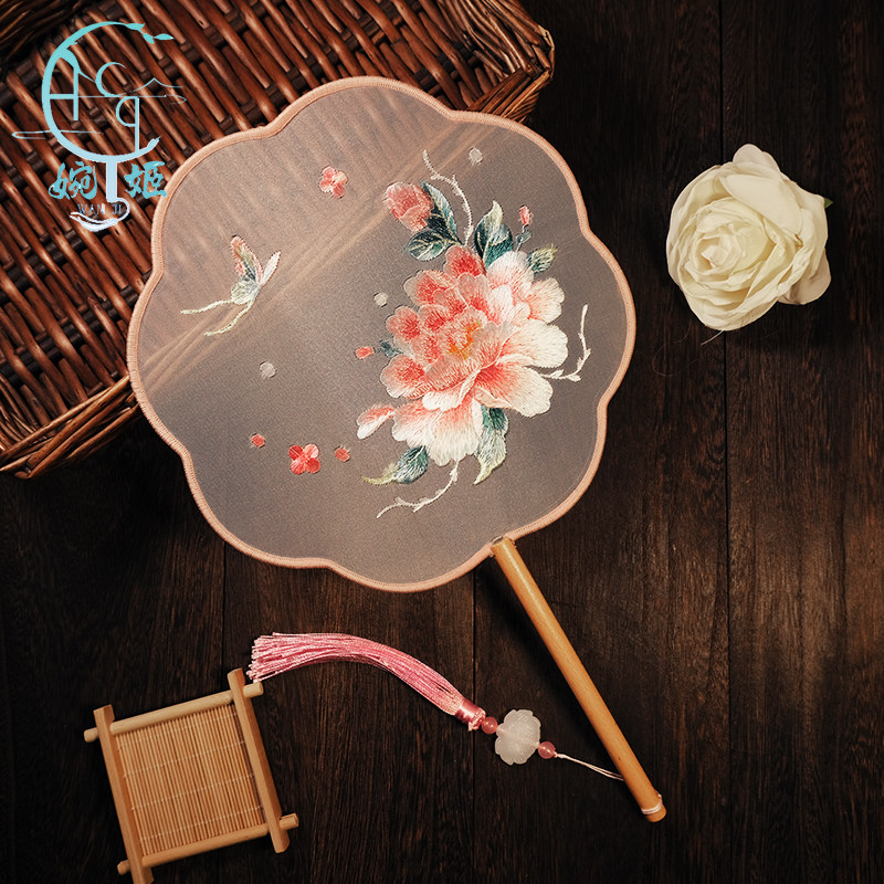 婉姬汉服苏绣双面刺绣圆扇图片