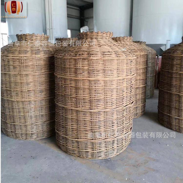 木酒海白酒传统储酒装白酒的木酒子木质酒海储藏的白酒优势