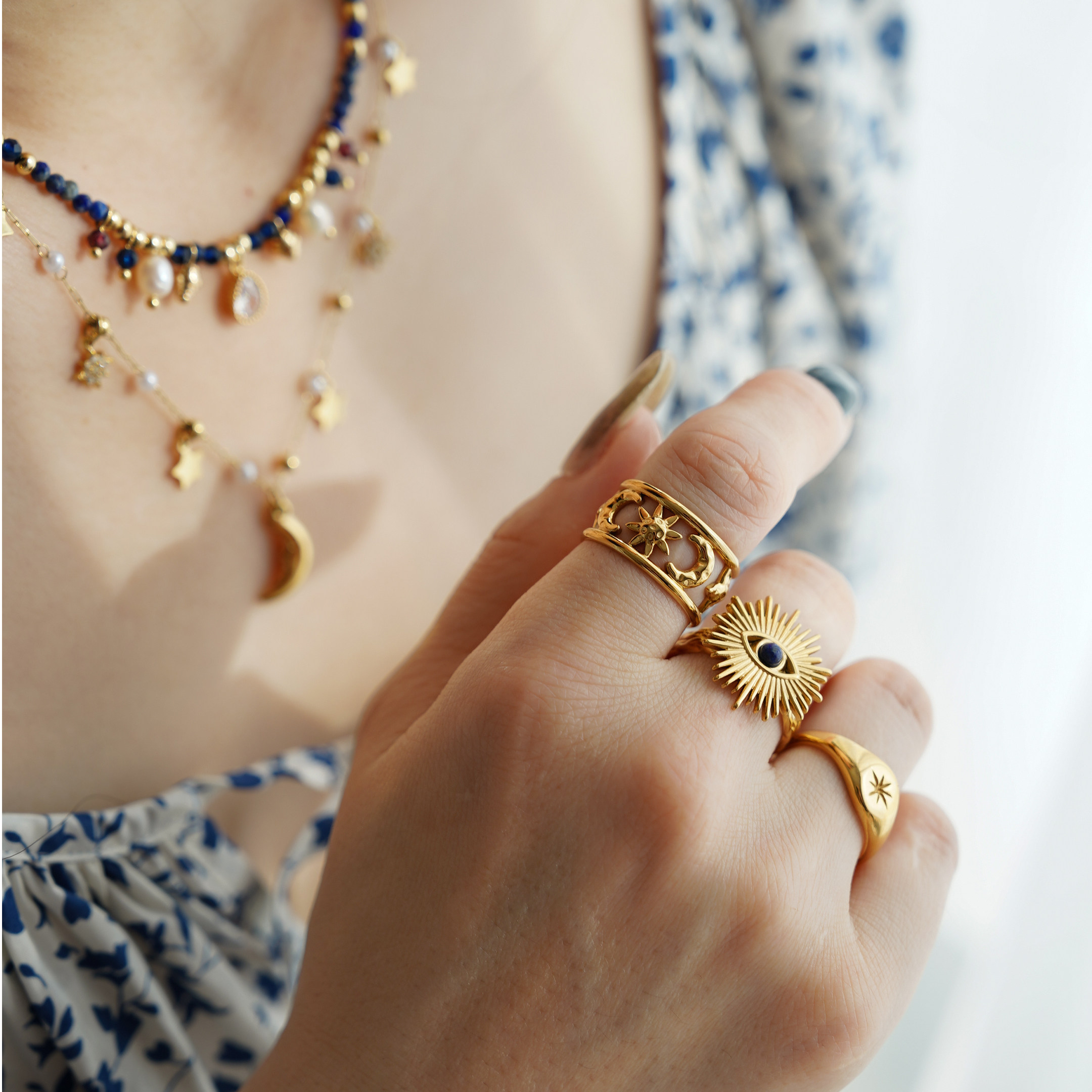 JoJo｜设计师款克莱因蓝天然石珍珠串珠星月流苏吊坠叠戴戒指项链