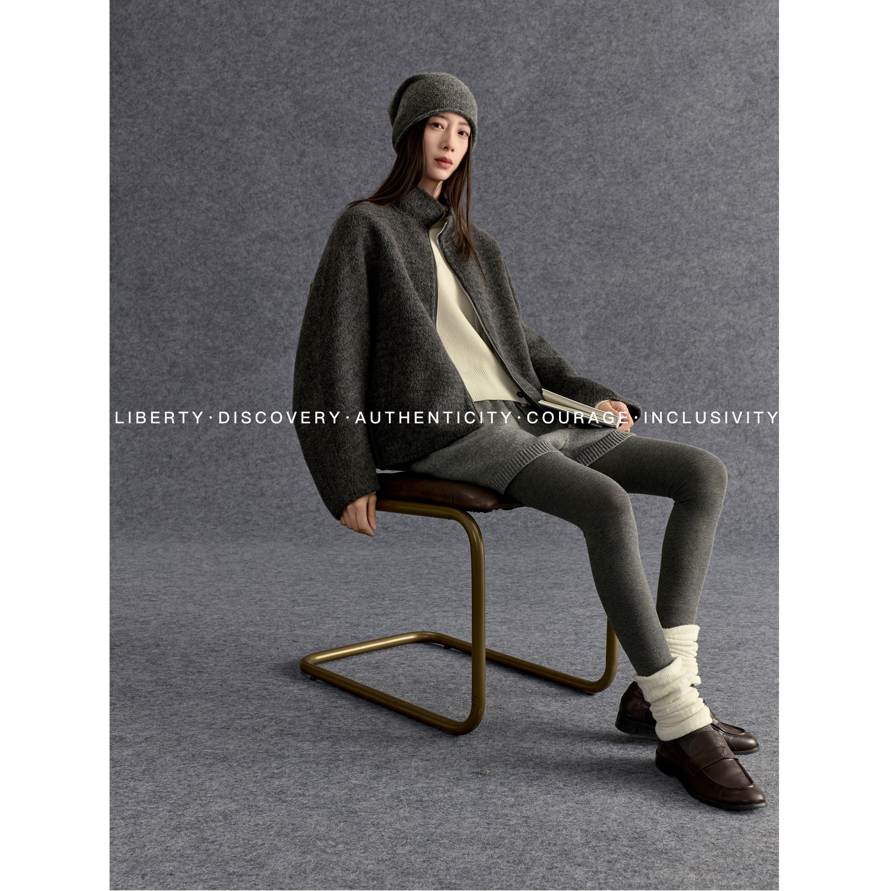 ANANTYA云灰漫序·高级感极简山羊绒羊毛立领灰色拉链保暖外套冬