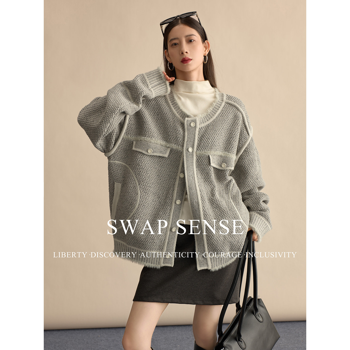 SWAP SENSE绒迹漫叙·复古休闲圆领宽松廓形撞色小香风外套女冬季,女装/女士精品,短外套,淘宝优惠券,粉丝福利购,淘宝优惠卷