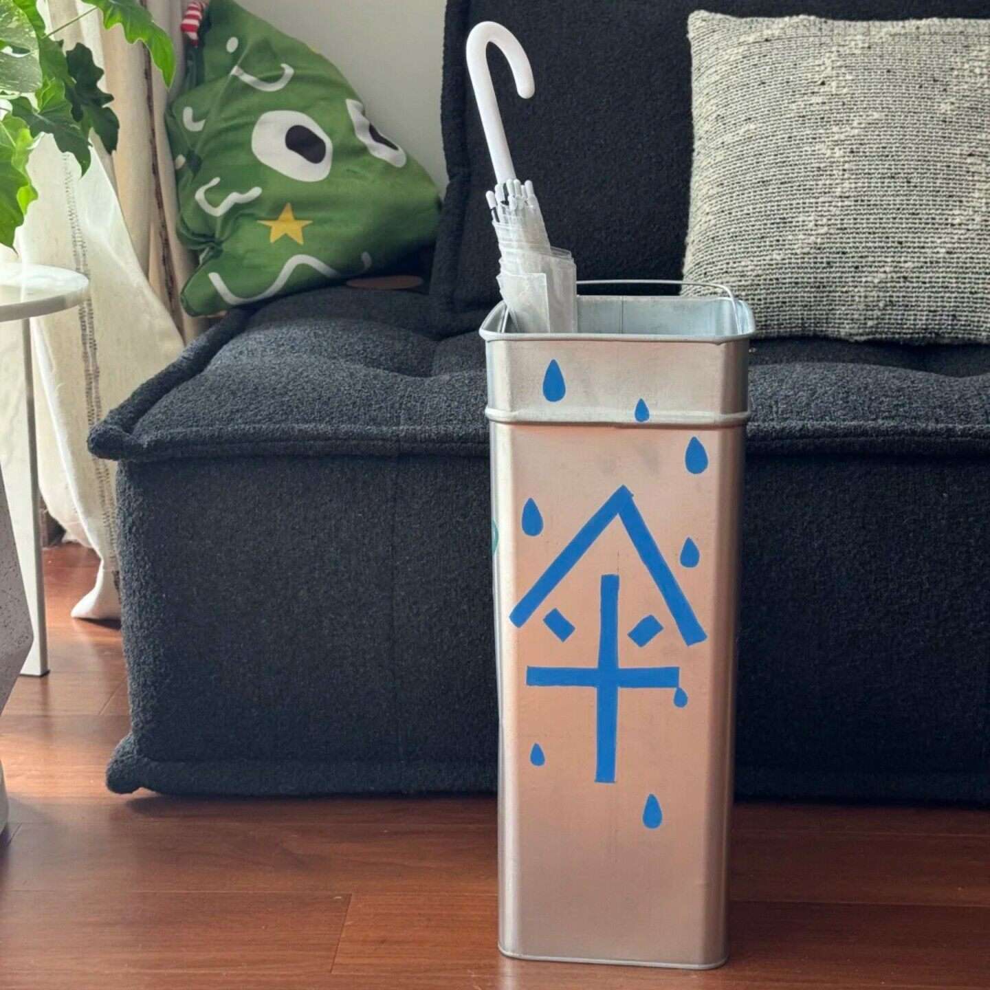 【湿伞收纳神器】创意雨伞收纳桶家用入户门口玄关沥水家用置物架