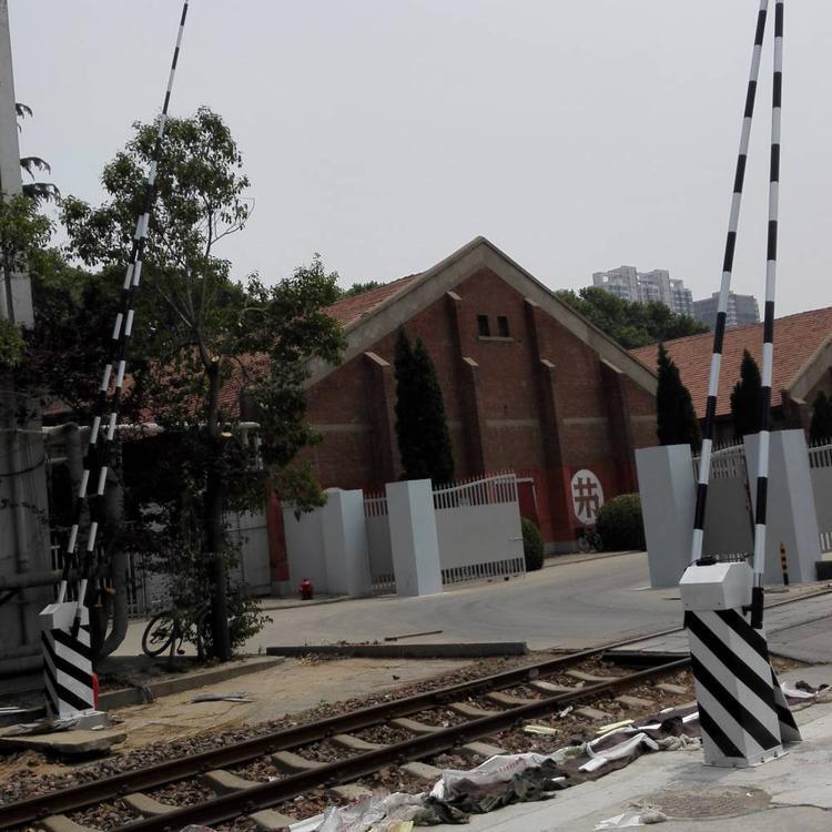 铁路道口栏木机安装方便拦木机使用简单电动栏木机