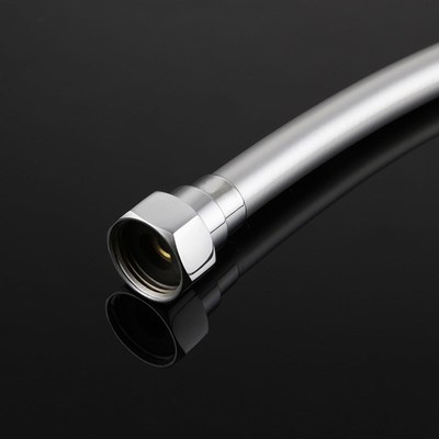 厂家直销1.5米银灰色PVC软管手持管淋浴管铜帽360旋转 花洒管