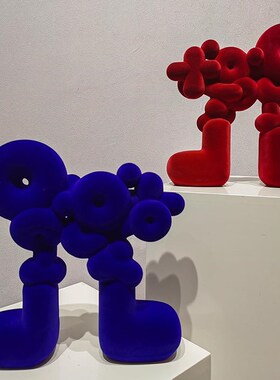 北欧创意抽象植绒k抽象艺术摆件样板间儿童房民宿网红软装饰品摆