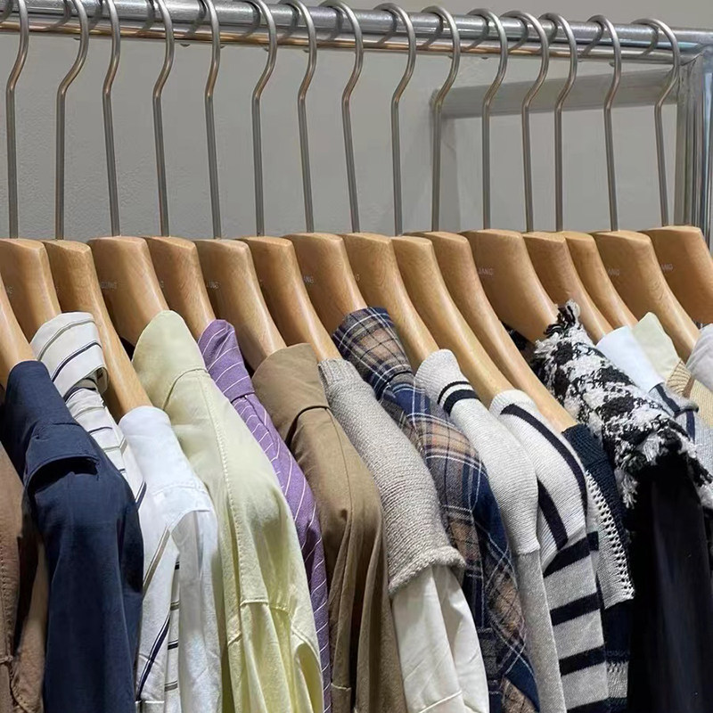 轻奢上原a木清漆实木衣架榉木成人男女婚纱服装店植绒防滑加宽