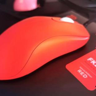 现货ZOWIE卓威红色FK鼠标EC3C EC2 EC2A EC1白色FK2B FK1B电竞