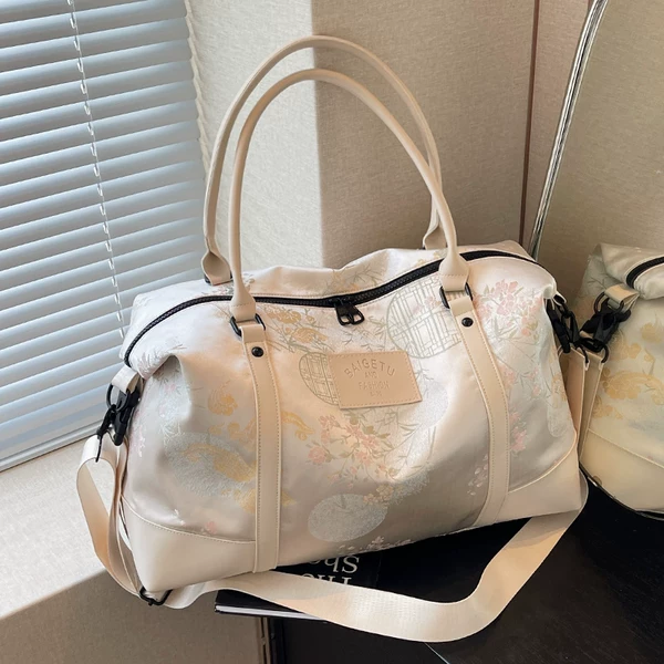 Товары от 乐派原创包袋