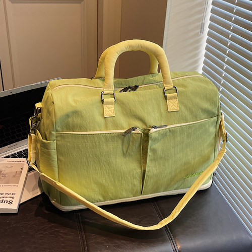 大容量短途出差手提行李包健身包