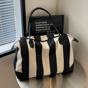 短途旅行包女大容量行李包超大时尚收纳通勤运动健身包便携手提包