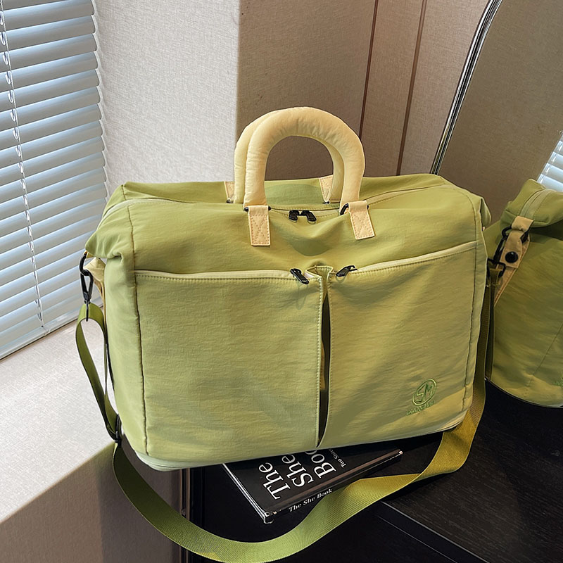 大容量旅行袋女手提斜挎健身包轻便短途出差登机行李包