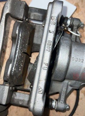 适用奔驰177 A180 A200 A220 247 B180 B20R0 B260 刹车分泵