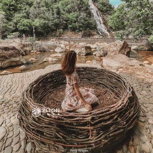 巴厘岛网红鸟巢秋千景区打卡婚纱拍摄道具悬挂圆形床户外吊篮定制